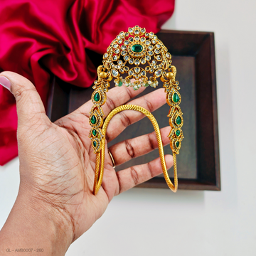 Women's Nakshi armlet / vanki with green stones and green beads