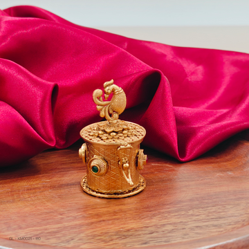 Pecock kumkum box