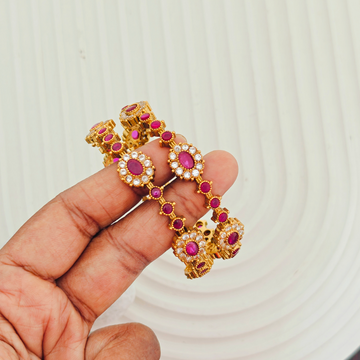 2 PCs AD Kemp stone Bangles in Ruby stones