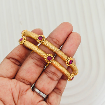 2 PCs Golden Designer  Set Bangles