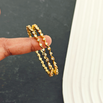 2 PC Set -  wavy Bangles (Teens)