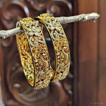 Gold look temple tradition bangles