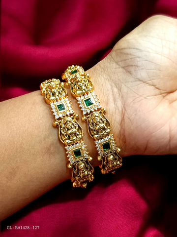 Antique Finish AD Emerald Studded Lakshmi Pattern Bangles GL-BA1428-127