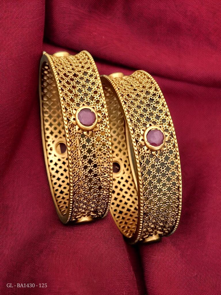 2 pc antique Checker Bangles GL-BA1430-125