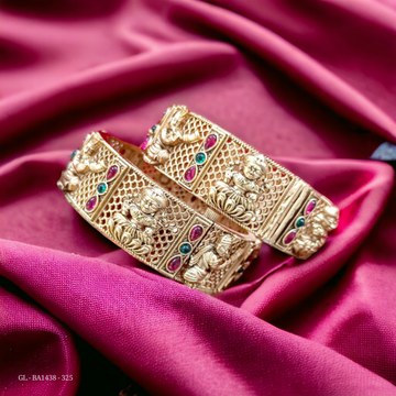 Antique Gold Finish Multicolor Kemp Lakshmi Designer screw Bangles GL-BA1438-325