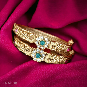 2 PCs Screw open Knitted pattern style Bangles with semi precious stone centerpiece GL-BA2004-200