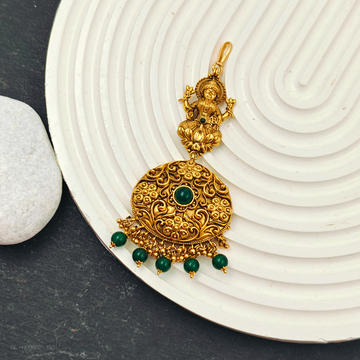 Gold finish Lakshmi  Design pearl Tikka