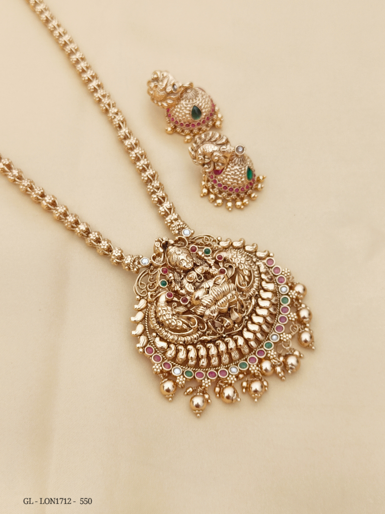Antique gold Lakshmi Pendant Necklace GL-LON1712-550