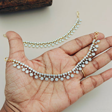 Single line Diamond Earchains / Maatal