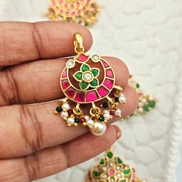 Jadau kundan Pendant - Design 4
