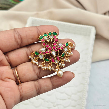Jadau kundan Pendant - Design 17