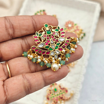 Jadau kundan Pendant - Design 19
