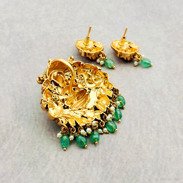 Temple Traditional Kemp Pendant - Design 3