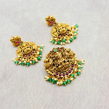 Temple Traditional Kemp Pendant - Design 4