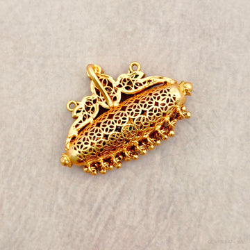 Temple Traditional Kemp Pendant - Design 11