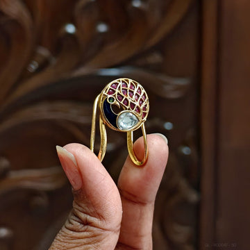 Peacock Vanki Ring / Neli Mothiram