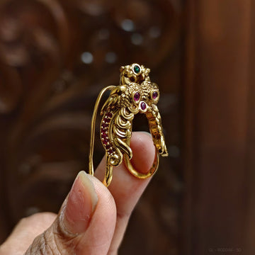Temple tradition Vanki Ring / Neli Mothiram
