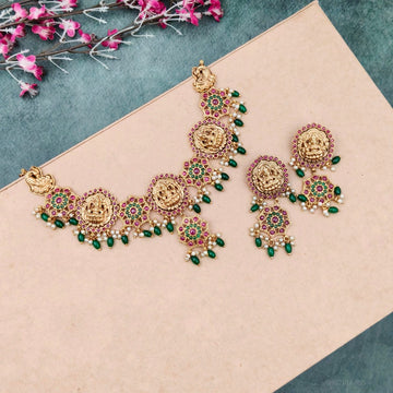 Golden Nagas Kemp Necklace
