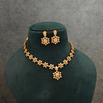 Floral Stone Short Necklace Set