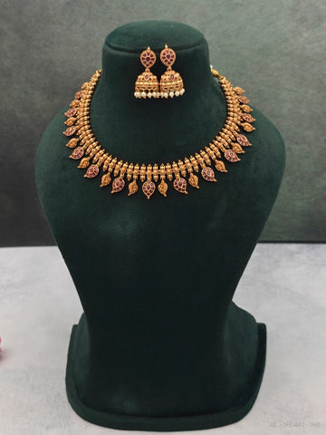 Antique Mango Kemp Necklace