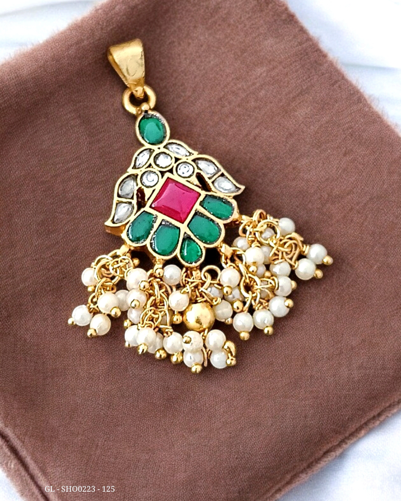 Jadau Kundan elegant Locket -Multicolor