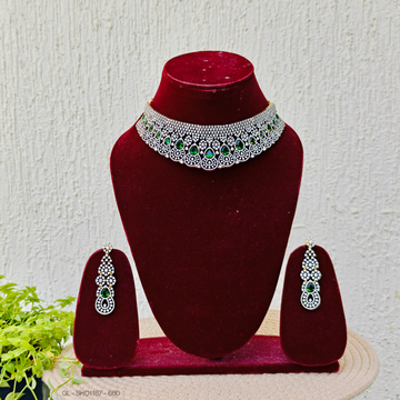 Bridal Emerald Choker Necklace Set