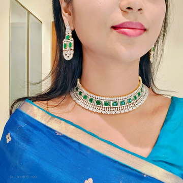 AD Emerald Square Necklace Set