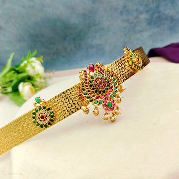 Pendant Style Hip Belt - Non Idol Kemp design