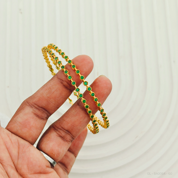 2 PC set Sleek Green Bangles