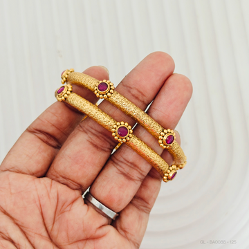 2 PCs Golden Designer  Set Bangles