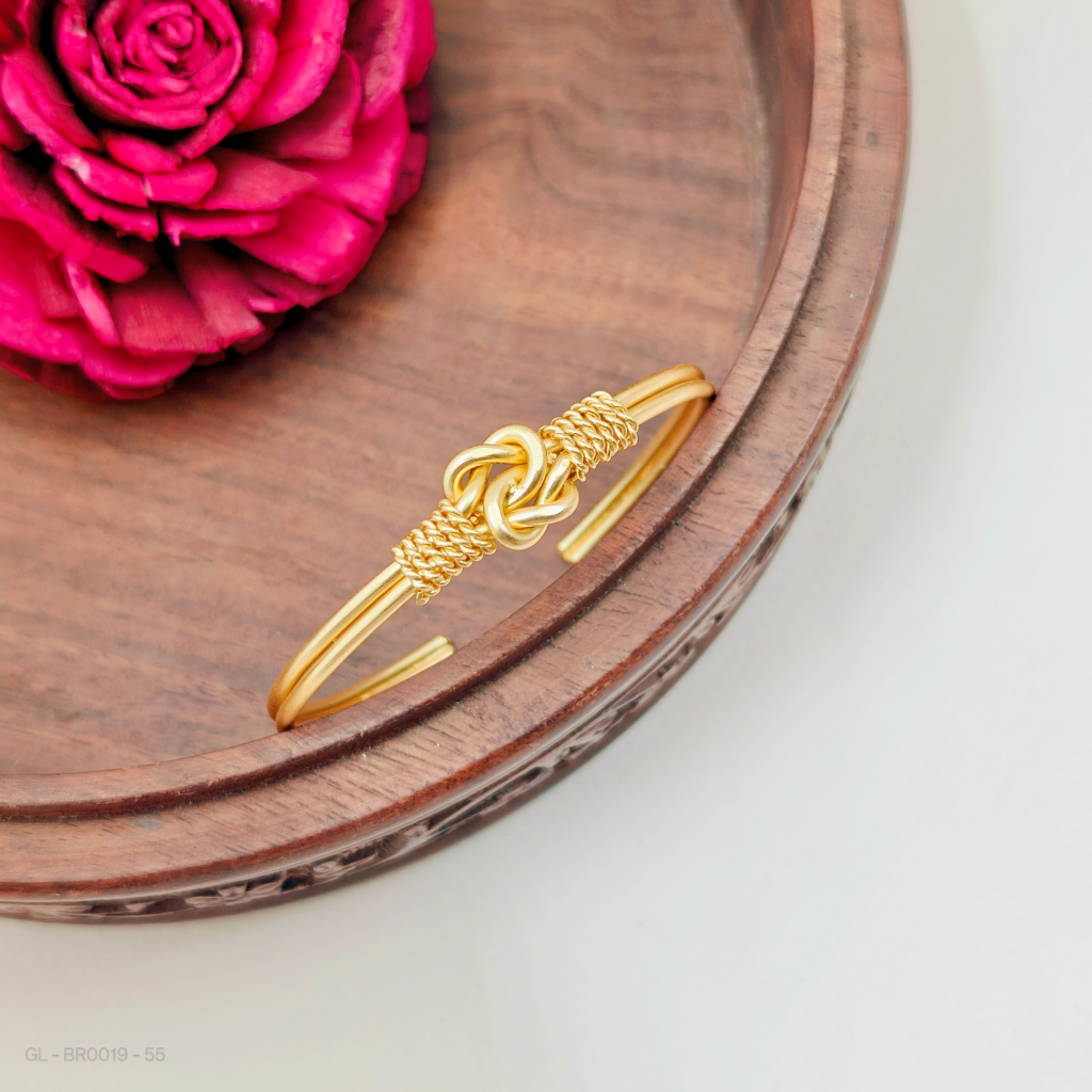Western Bracelet golden Knot
