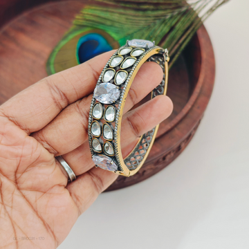 Doublet Mossanaite-Ad- stone Victorian Bracelets