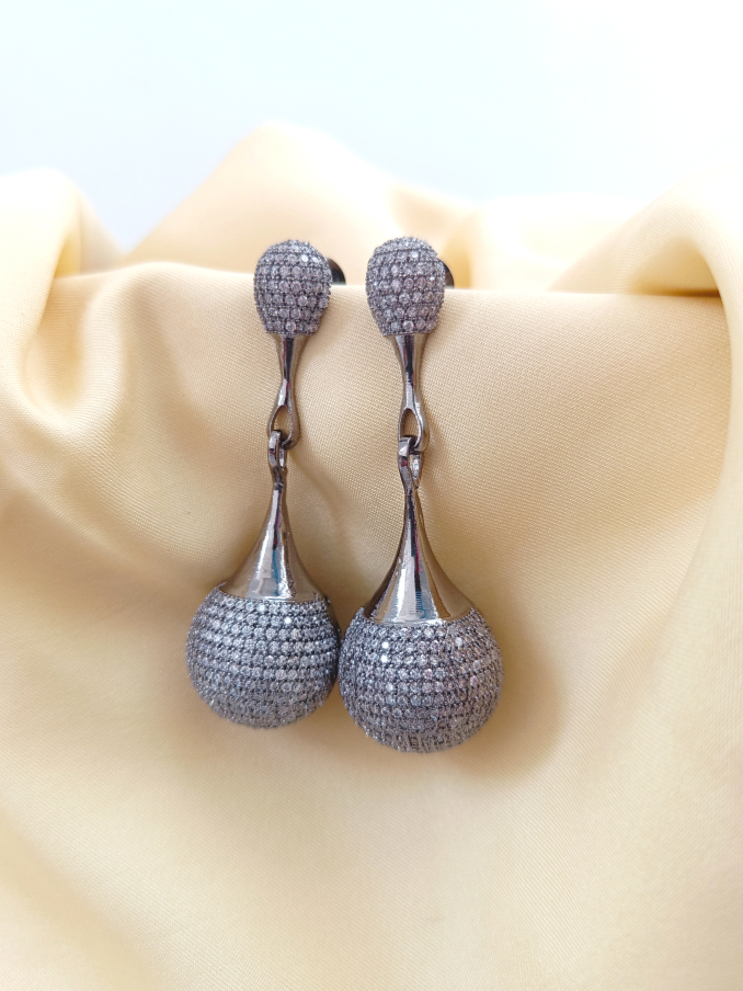 Party wear Silver finish Earrings GL-EA2073-185