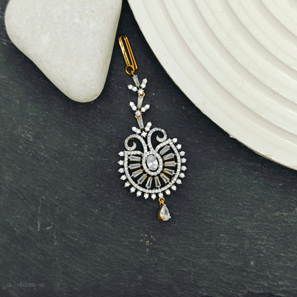 Diamond alike -pearl Tikka / Nethichutti