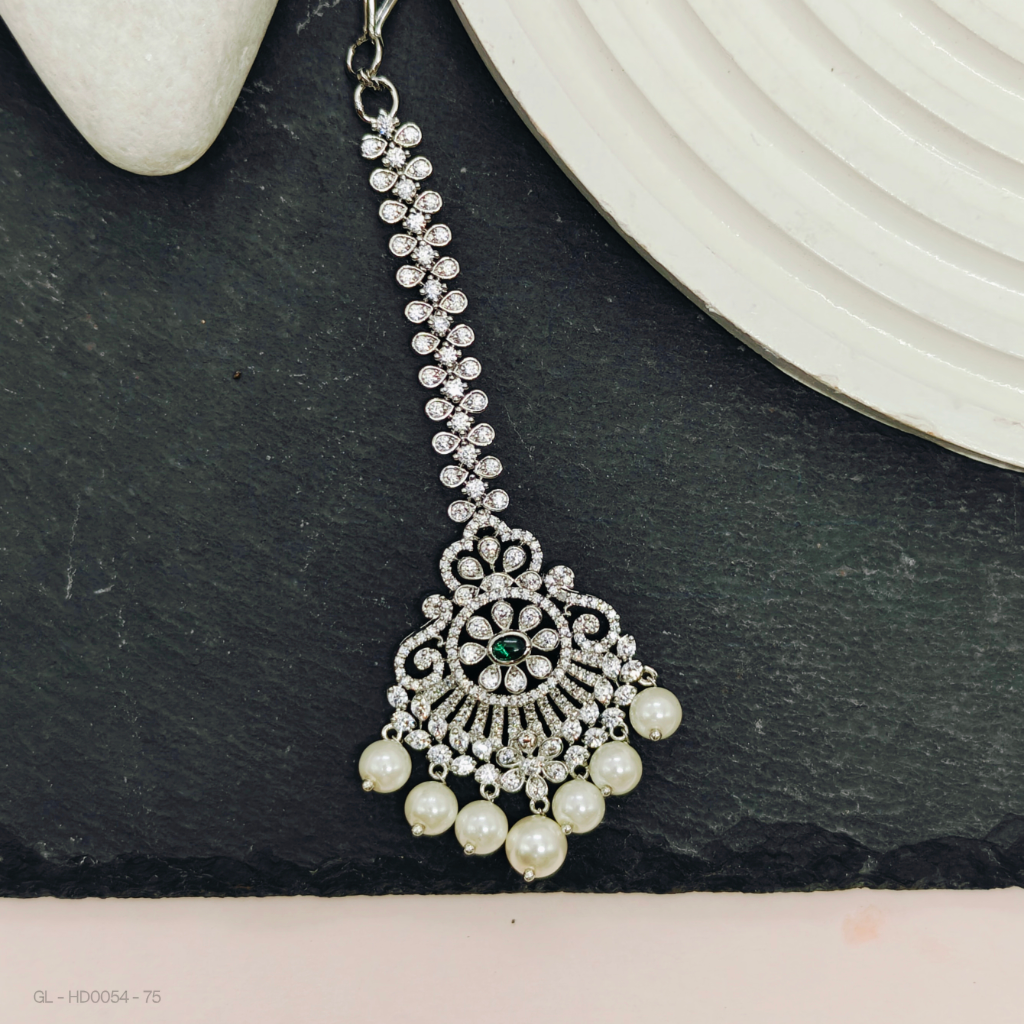 Diamond alike -pearl Tikka / Nethichutti