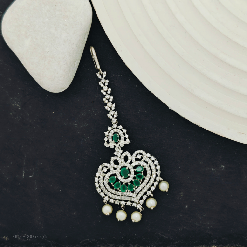 Diamond alike -pearl Tikka / Nethichutti