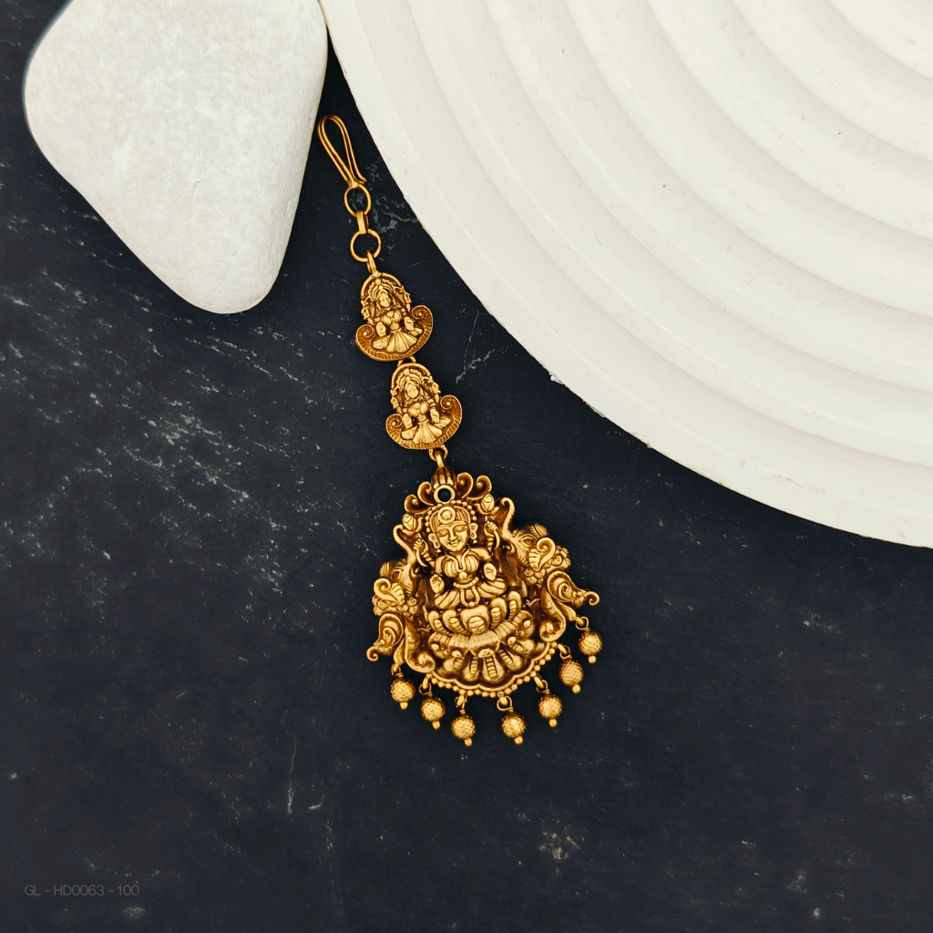 Antique lakshmi Tikka / Nethichutti