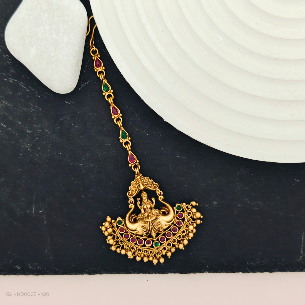 Antique Tikka / Nethichutti