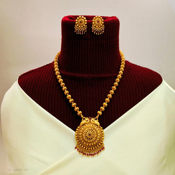 Traditional Geometrical Design Pendant Haram with Gold Beads