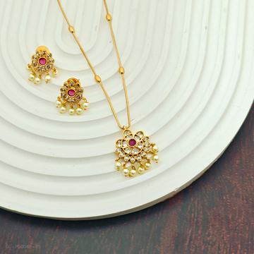 Floral Pattern-Pearl drops Chain
