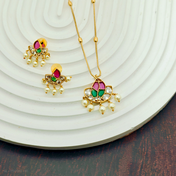 Floral Leaf pattern Chain