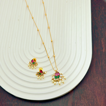 Floral Leaf pattern Chain