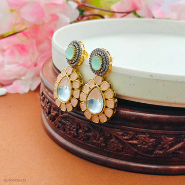 Pastel color elegant studs