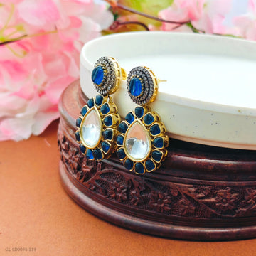 Pastel color elegant studs