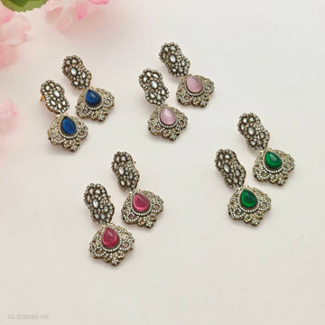 Opulent Kundan-Style Earrings with Gemstone Accents