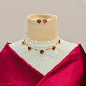 Gold plated polki necklace with earrings