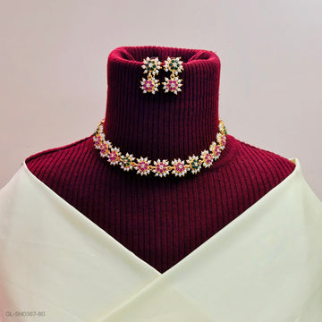 Royal Heritage choker set