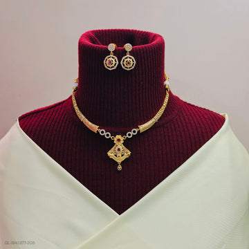 Gold- plated Ruby floral design necklace set