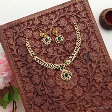 Gold-toned Emerald Ruby necklace set
