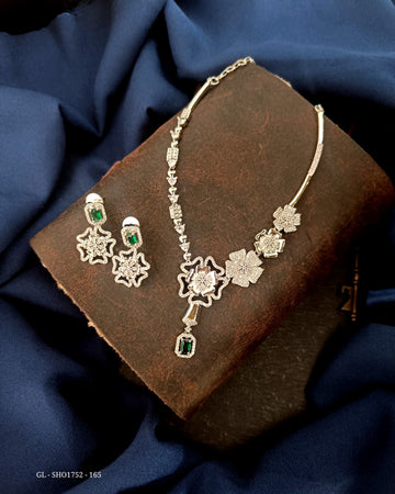 American Diamond necklace - Emerald Green GL-SHO1752-165